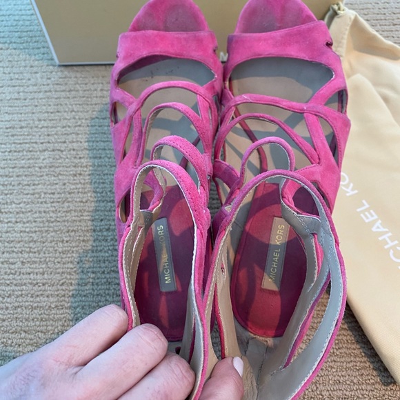 Michael Kors Casey Cutout Sandals - Picture 8 of 12